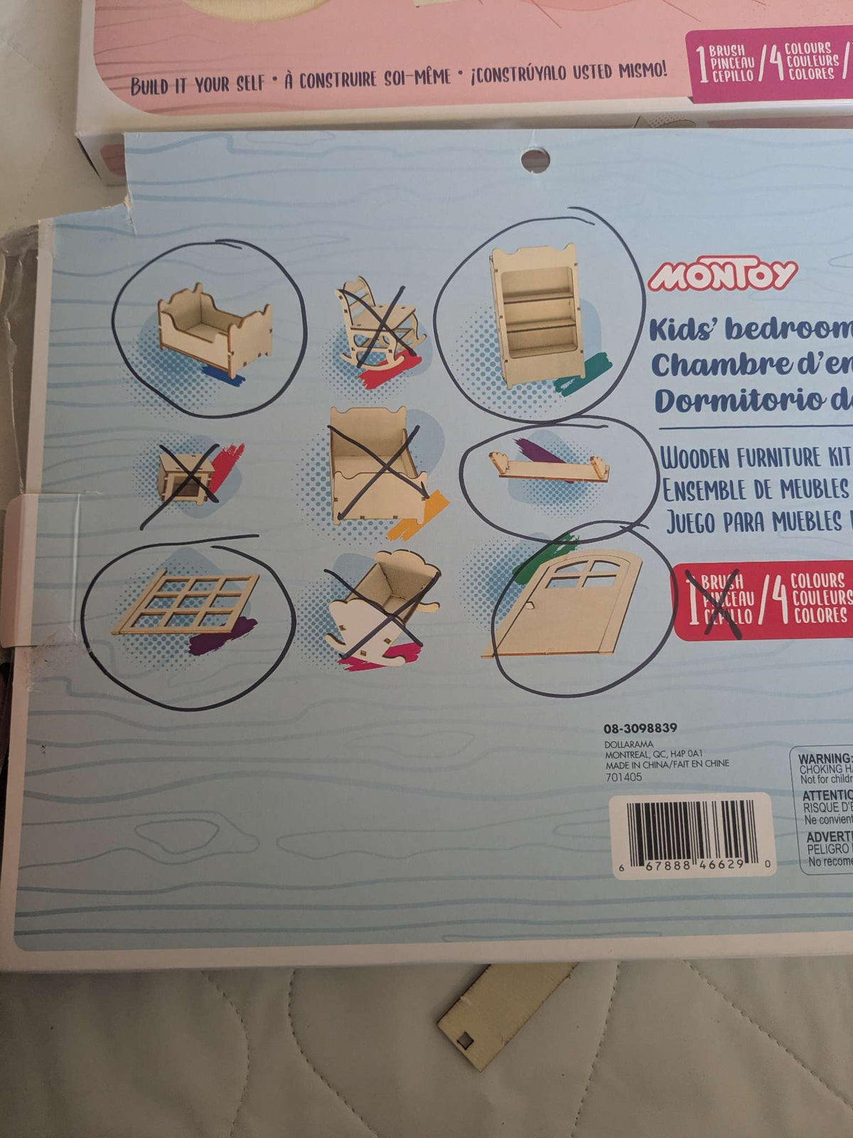 2 sets of make your own furniture by Montoy