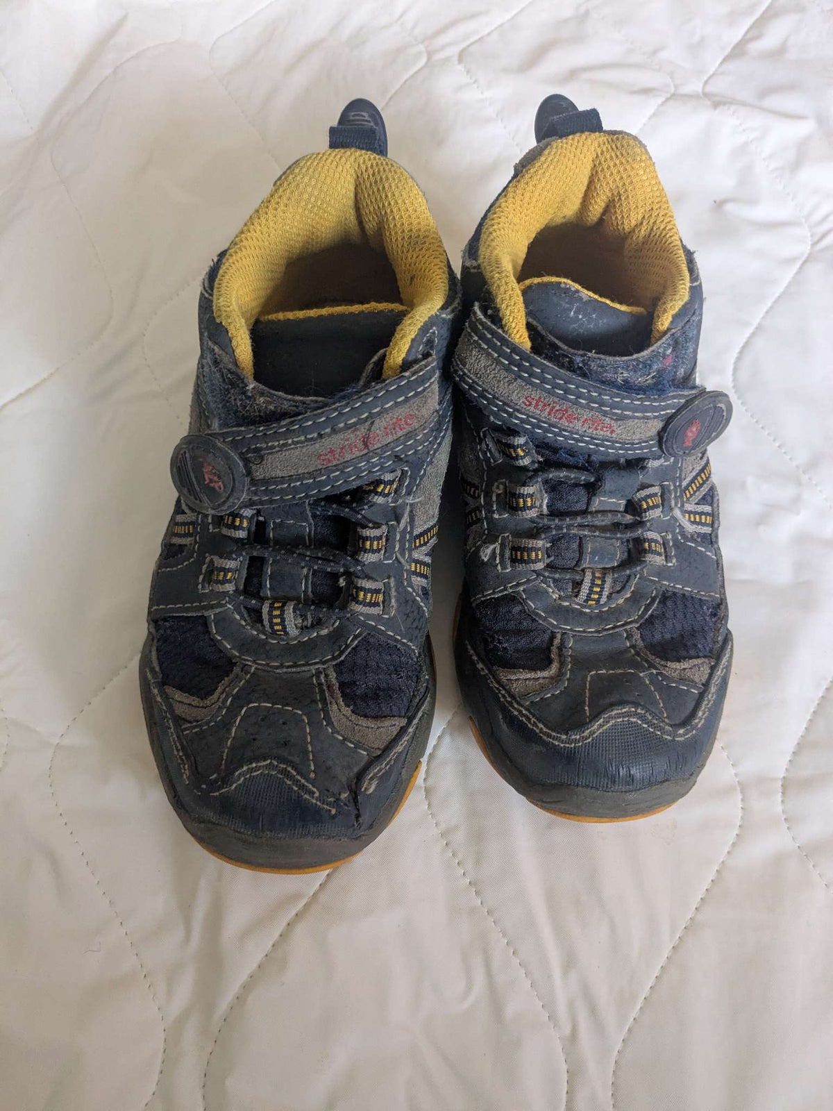 Stride Rite gray with yellow inside runners, size 10W, Shoes 10 (Toddler:2-4yr)