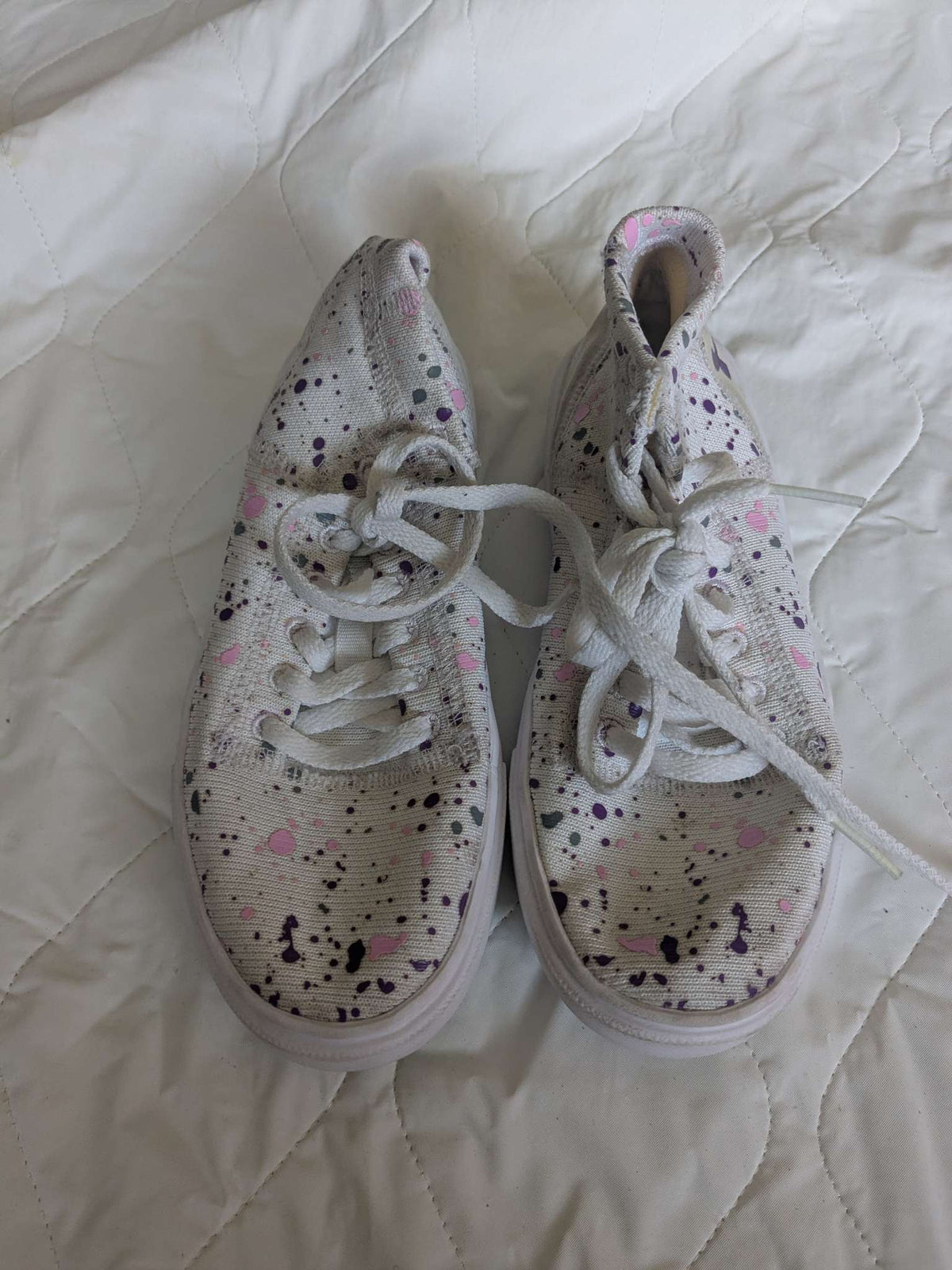 Under Armour girls sneakers, size 13, Shoes 13 (Kids:4-8yr)