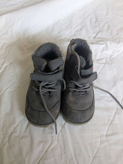 Joe Fresh winter boots/sneakers, size 10, Shoes 10 (Toddler:2-4yr)