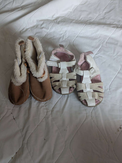 Bundle of 2 little girls shoes, white sandals & brown soft boots, size 3.5, Shoes 3.5 (Baby: 0-12 mth)