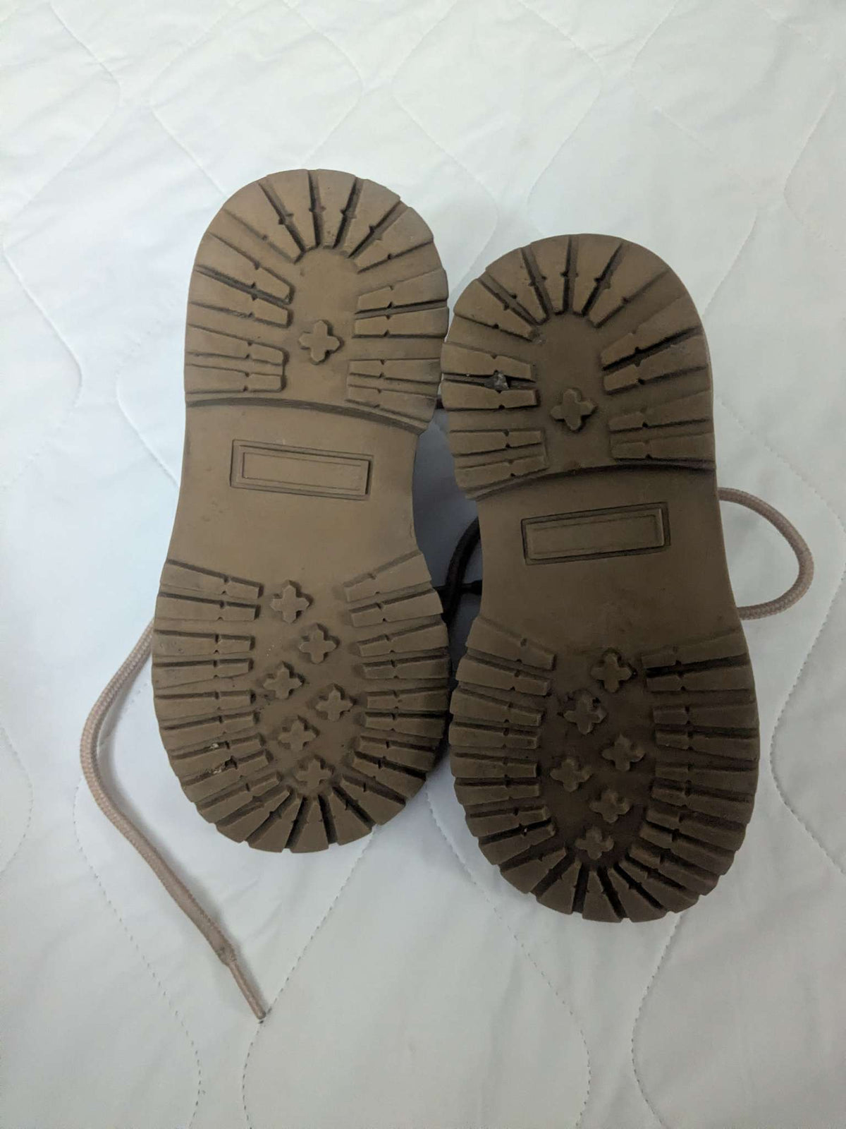 Oneeno beige boots, size 7.5, Shoes 7.5 (Toddler:2-4yr)
