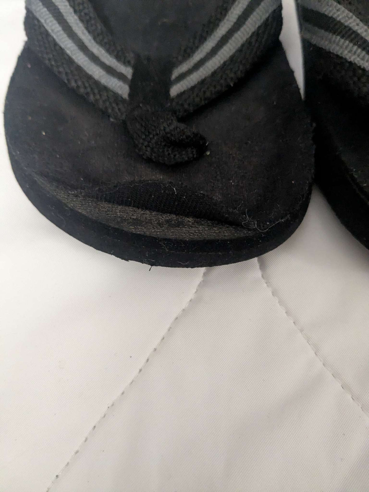 Pair of 2 boys flip flops, Shoes 8 (Toddler:2-4yr)