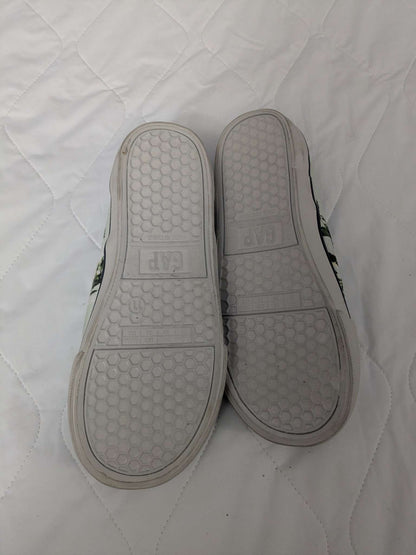 Baby Gap slip on runners size 11, palm tree , Shoes 11 (Toddler:2-4yr)
