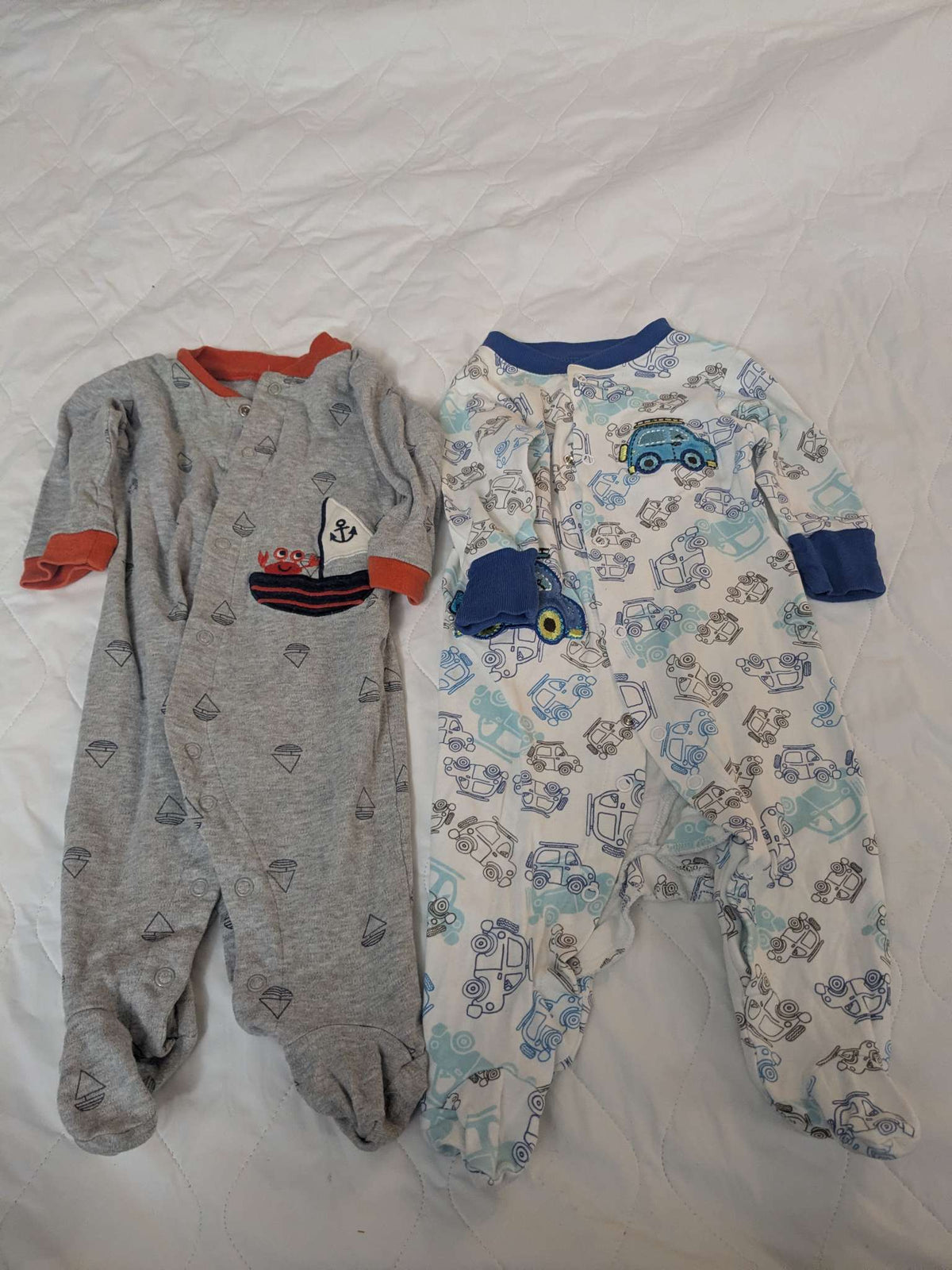 Bundle of 2 pairs of cotton pajamas, sailboat gray ones and blue car ones, Kids 6 Month (3-6M)
