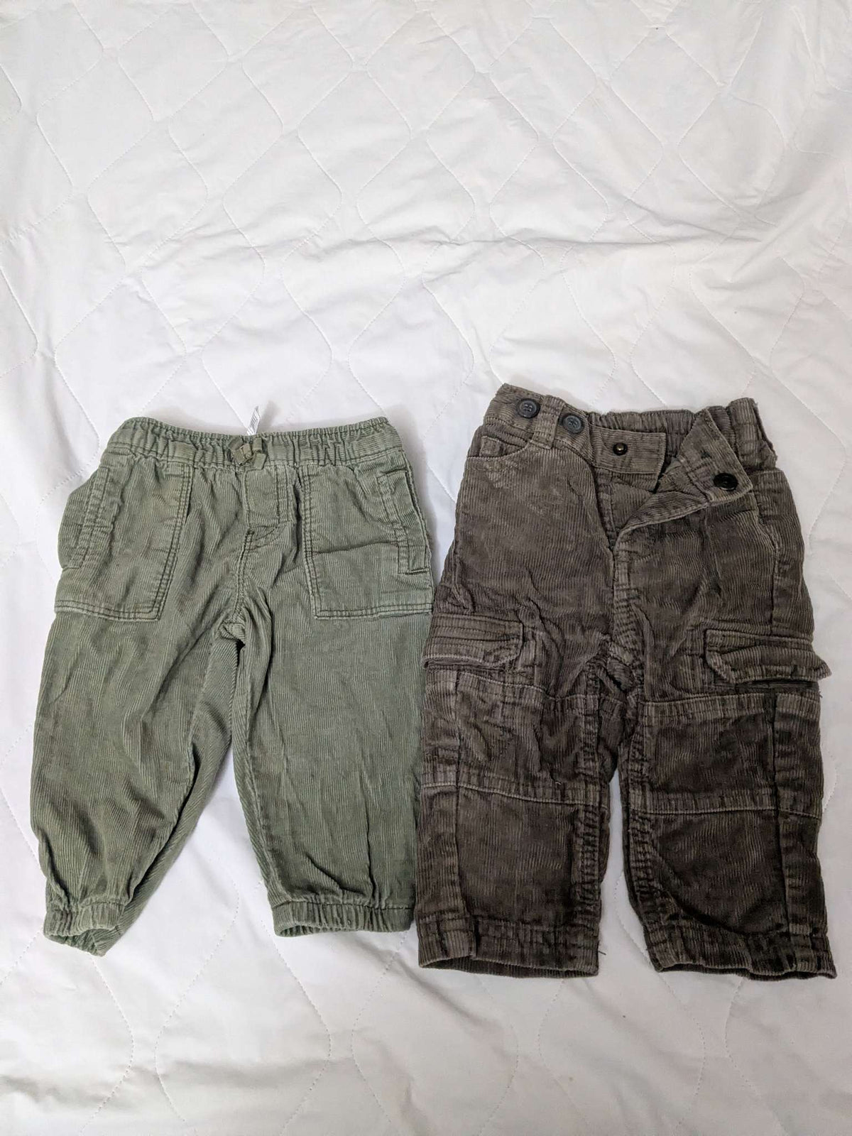 Bundle of 2 pairs of corduroy pants, Kids 6 Month (3-6M)