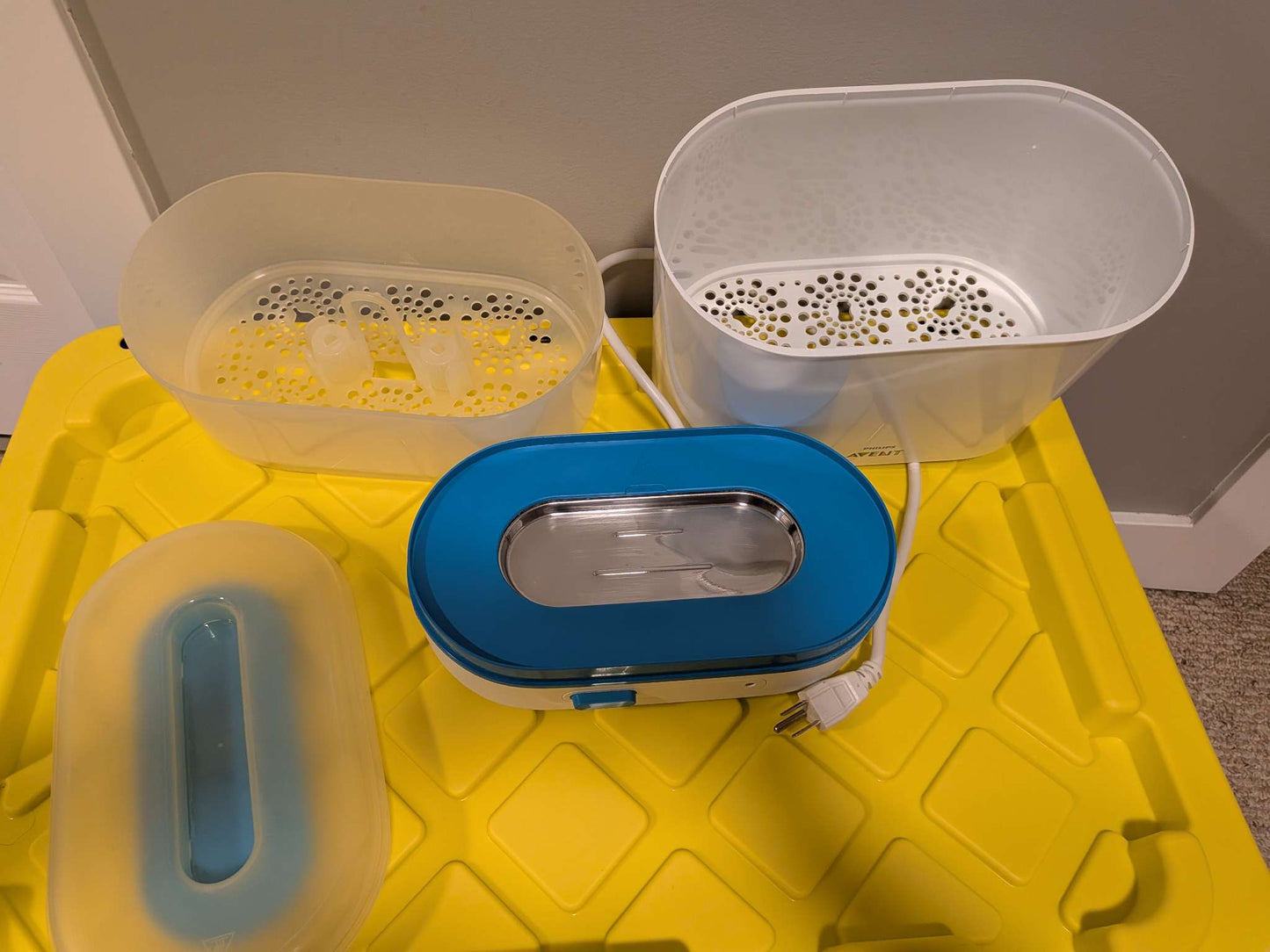 Philips Avent bottle sterilizer