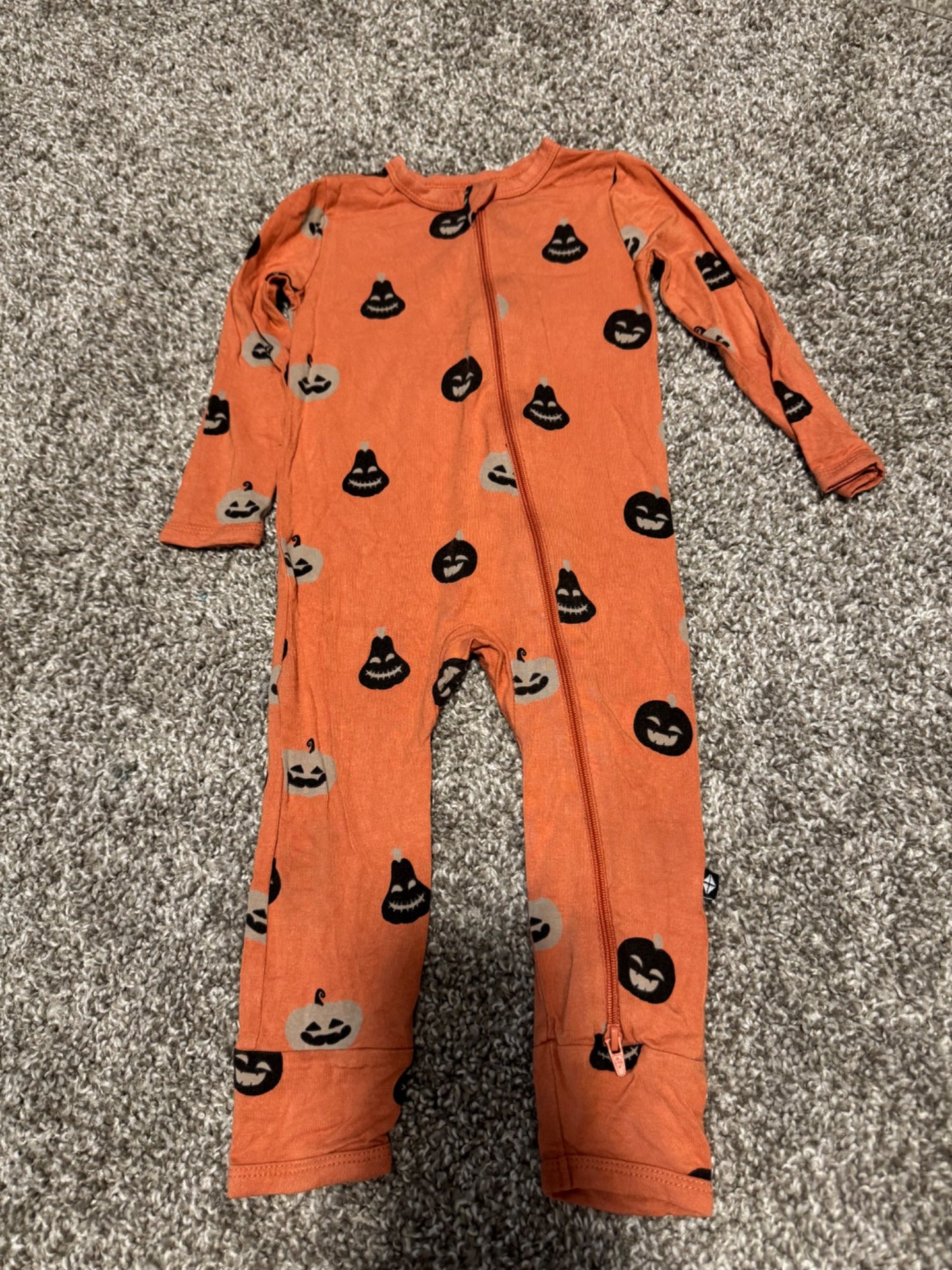 Kyte Baby carve romper, Kids 18 Month (12-18M)