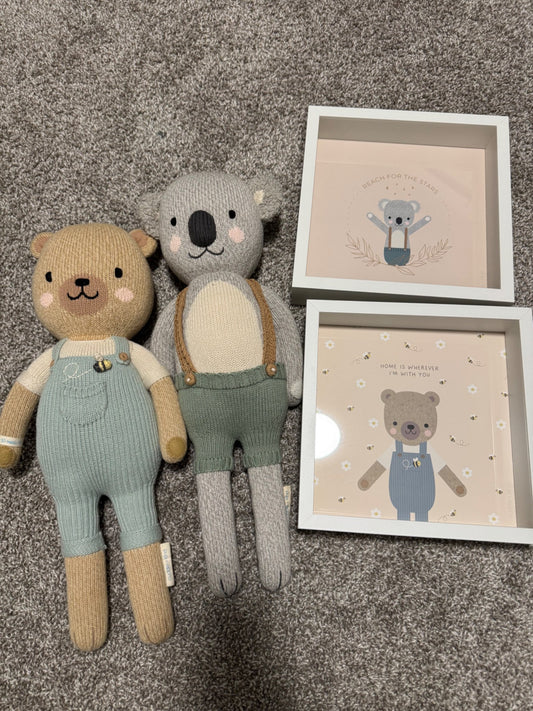 Cuddle & Kind stuffy & decor