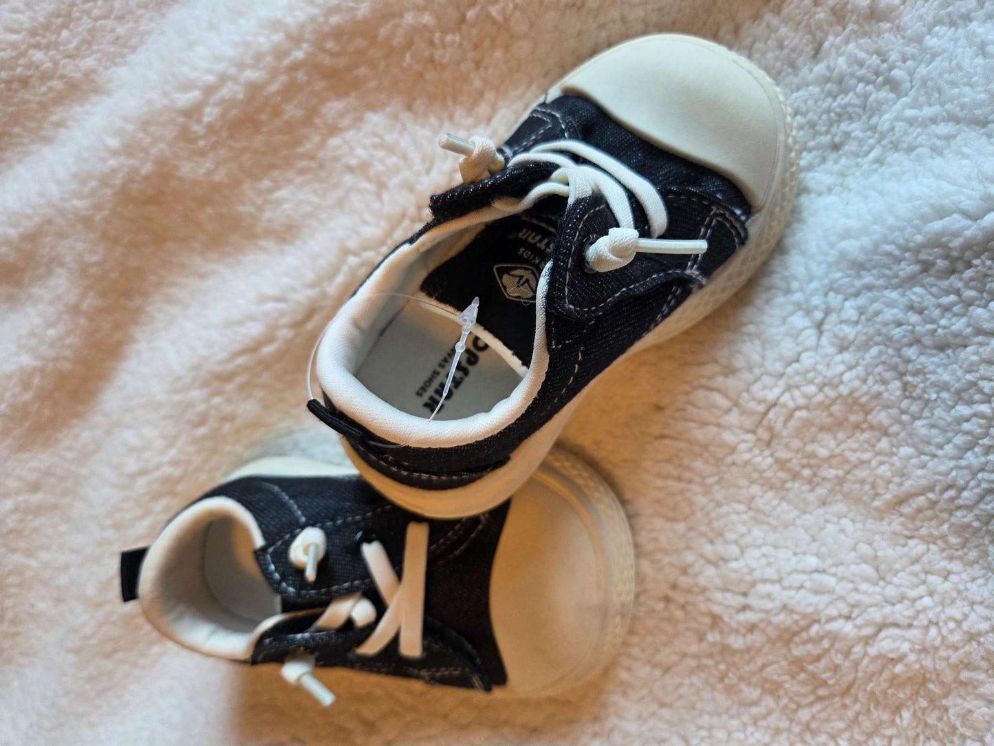 Toddler Topstar sneakers- size 23, Shoes 7 (Walkers:12-24 mth)