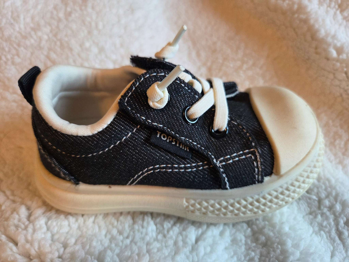 Toddler Topstar sneakers- size 23, Shoes 7 (Walkers:12-24 mth)