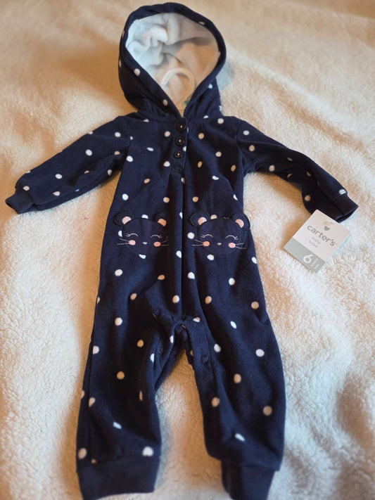 Carter's fleece suit with hood- size 6 months, Kids 6 Month (3-6M)