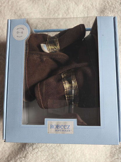 Robeez comfy ankle booties- size 0-6 months, Shoes 0 (Baby: 0-12 mth)