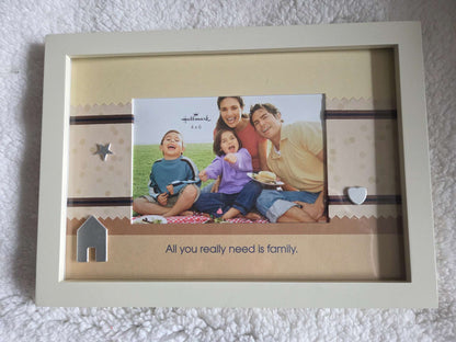 Hallmark family picture frame