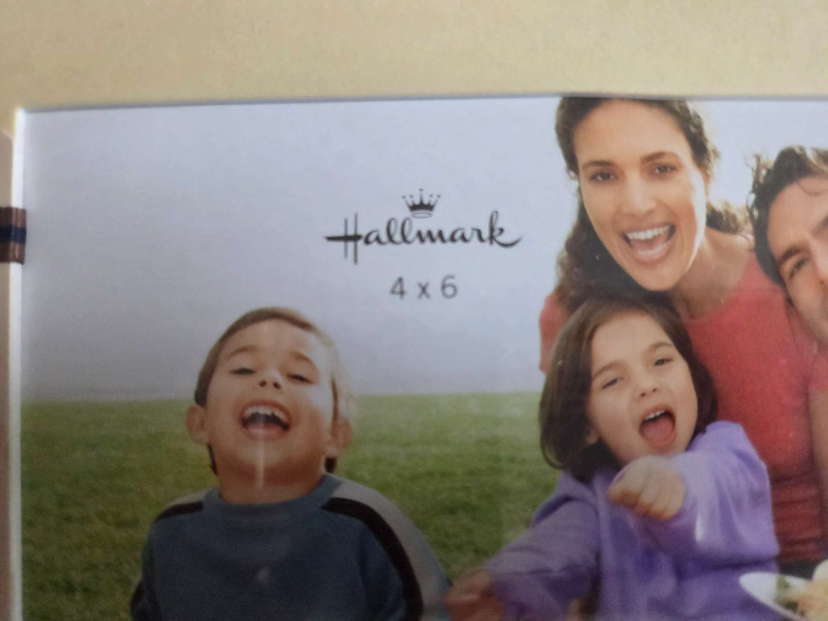 Hallmark family picture frame