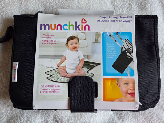 Munchkin Diaper Change Travel kit