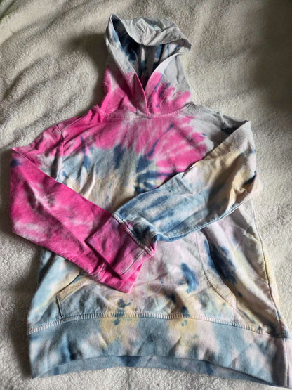 Vanilla Star tie dye hoodie- size 10/12, Kids 12