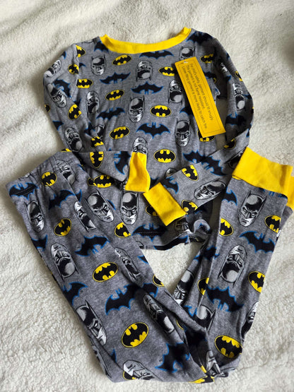 Batman 2 piece footless pajamas- size 6, Kids 6/6X