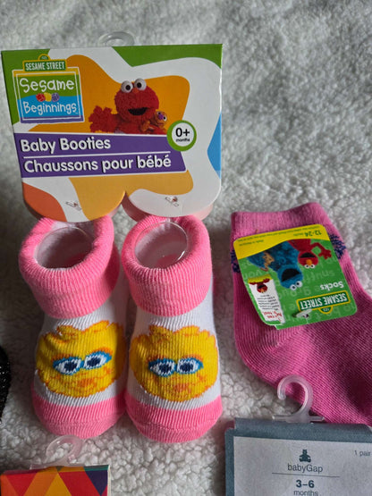 Infant sock/bootie bundle- 5 pieces, Kids 6 Month (3-6M)