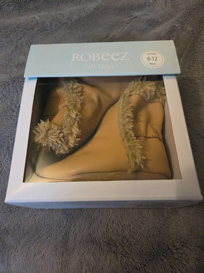 Robeez classic bootie- Taupe- Size 6-12 months, Shoes 4 (Baby: 0-12 mth)