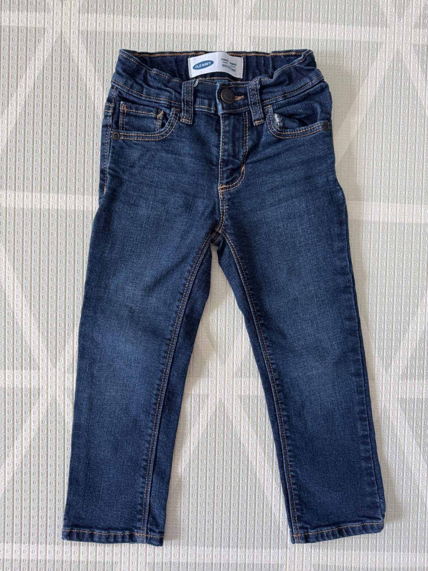 Old Navy Dark Wash Jeans – 3T, Kids 3T