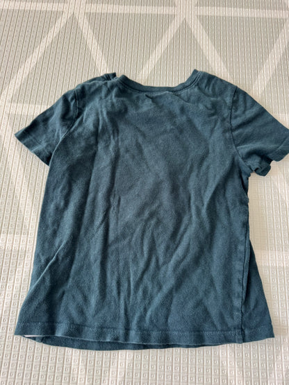 Old Navy Dinosaur Fishing Graphic T-Shirt – 4T, Kids 4/4T