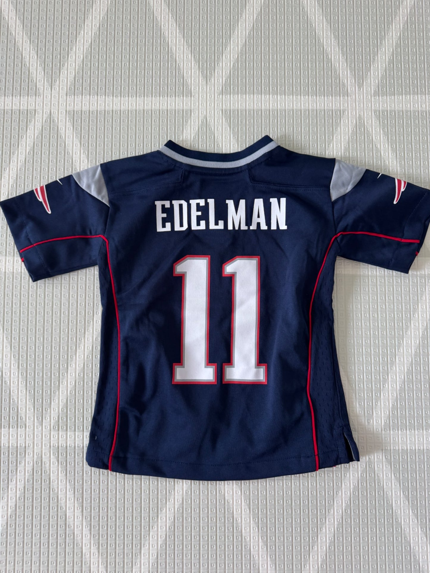 Nike NFL New England Patriots Edelman #11 Jersey 2T, Kids 2T