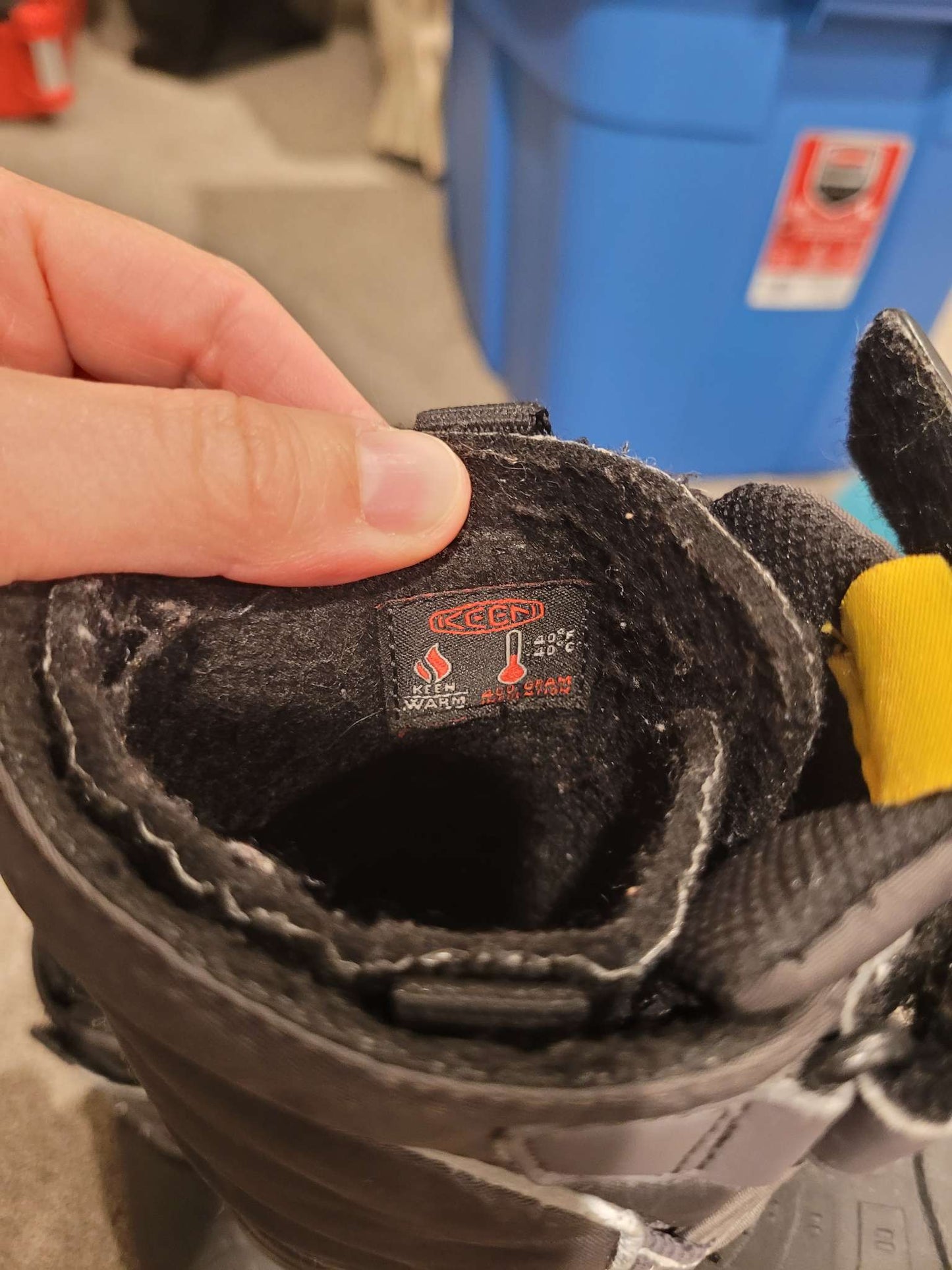 Keen toddler winter boots size 4.5/5, Shoes 4.5 (Walkers:12-24 mth)