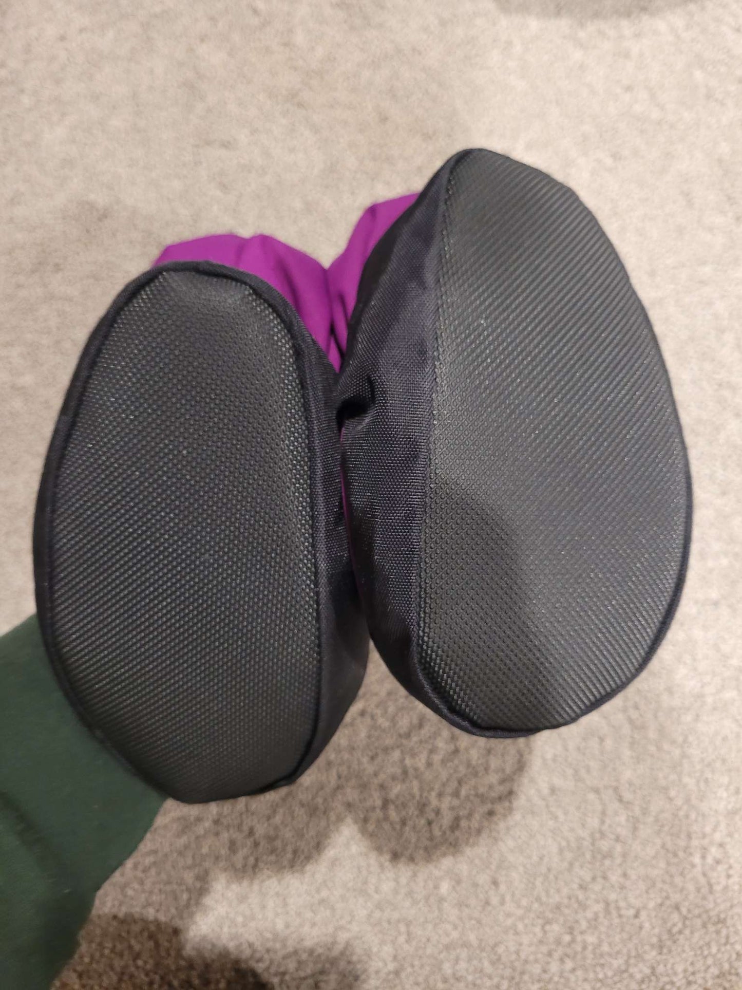 Mec toaster boots  size small, Shoes 3.5 (Baby: 0-12 mth)