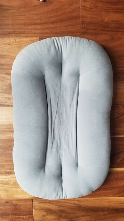 Snuggle Me Organic Infant Lounger in Slate and 2 Covers