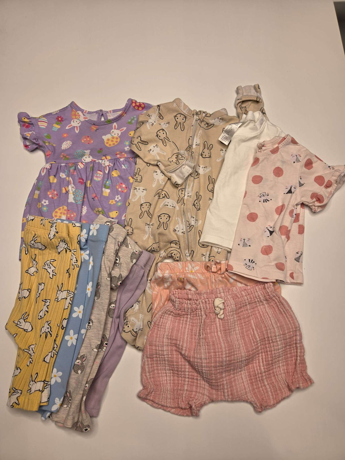 Girls Mixed Bundle, Size 3-6M, 10 Items (Zara, Old Navy, Bundles, H&M, Joe Fresh), Kids 6 Month (3-6M)