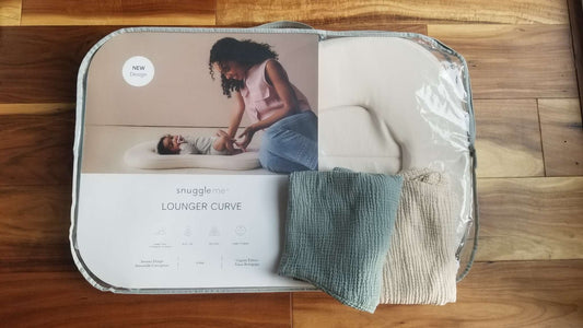 Snuggle Me Curve Lounger in Natural and 2 Muslin Covers