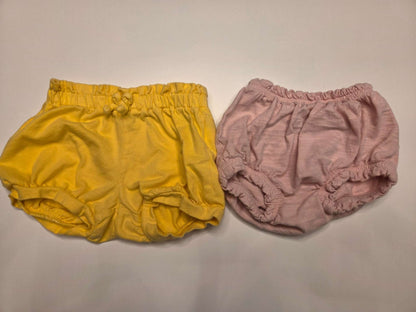 Girls Shorts Bundle, 8 Items, 6-12M (Baby Gap, Old Navy, Cat & Jack, and Joe Fresh), Kids 12 Month (9-12M)