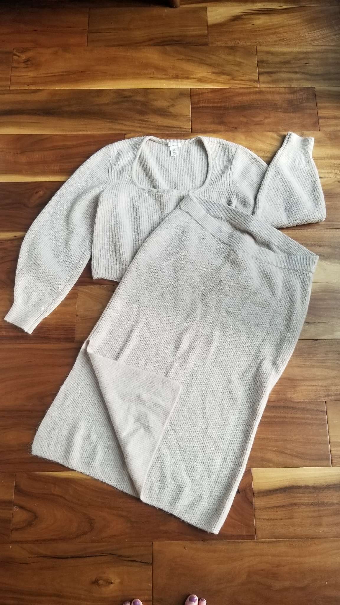 H&M Mama Maternity Beige Sweater and Skirt Set - Large , Maternity L (12-14)