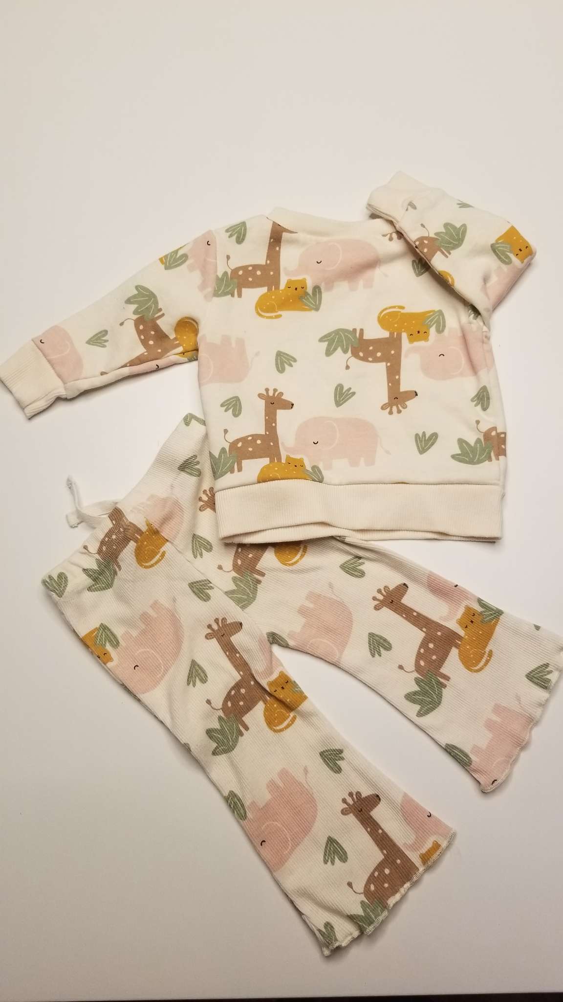 Bon Bebe Animals Sweater and Pants Set, 3-6M, Kids 6 Month (3-6M)