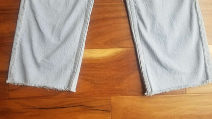Old Navy Maternity Light Blue Wide Leg Jean, Size 6 Long , Maternity S (4-6)