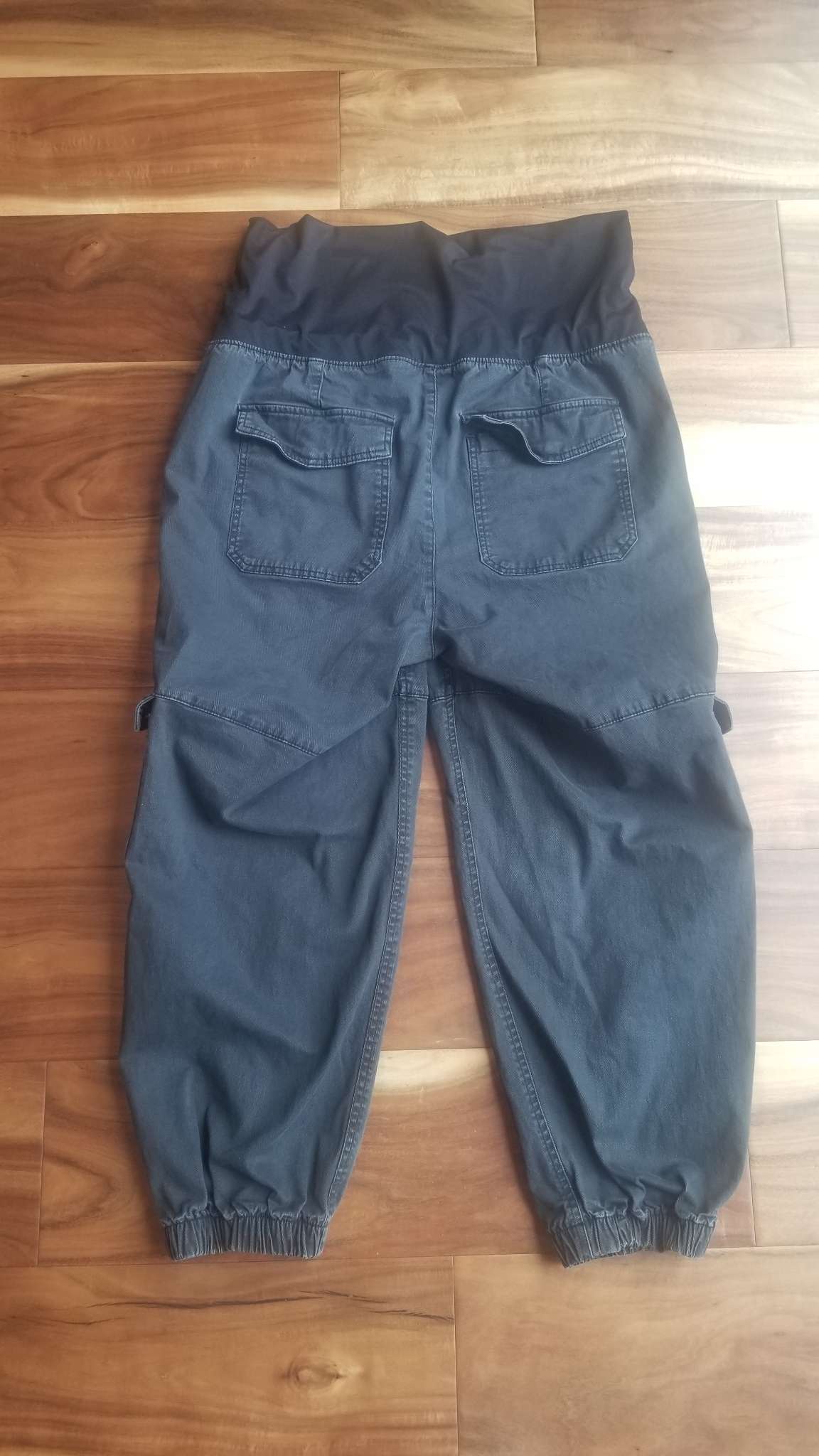 Old Navy Maternity Foldover-Waist Cargo Pants, Black, Size L, Maternity L (12-14)