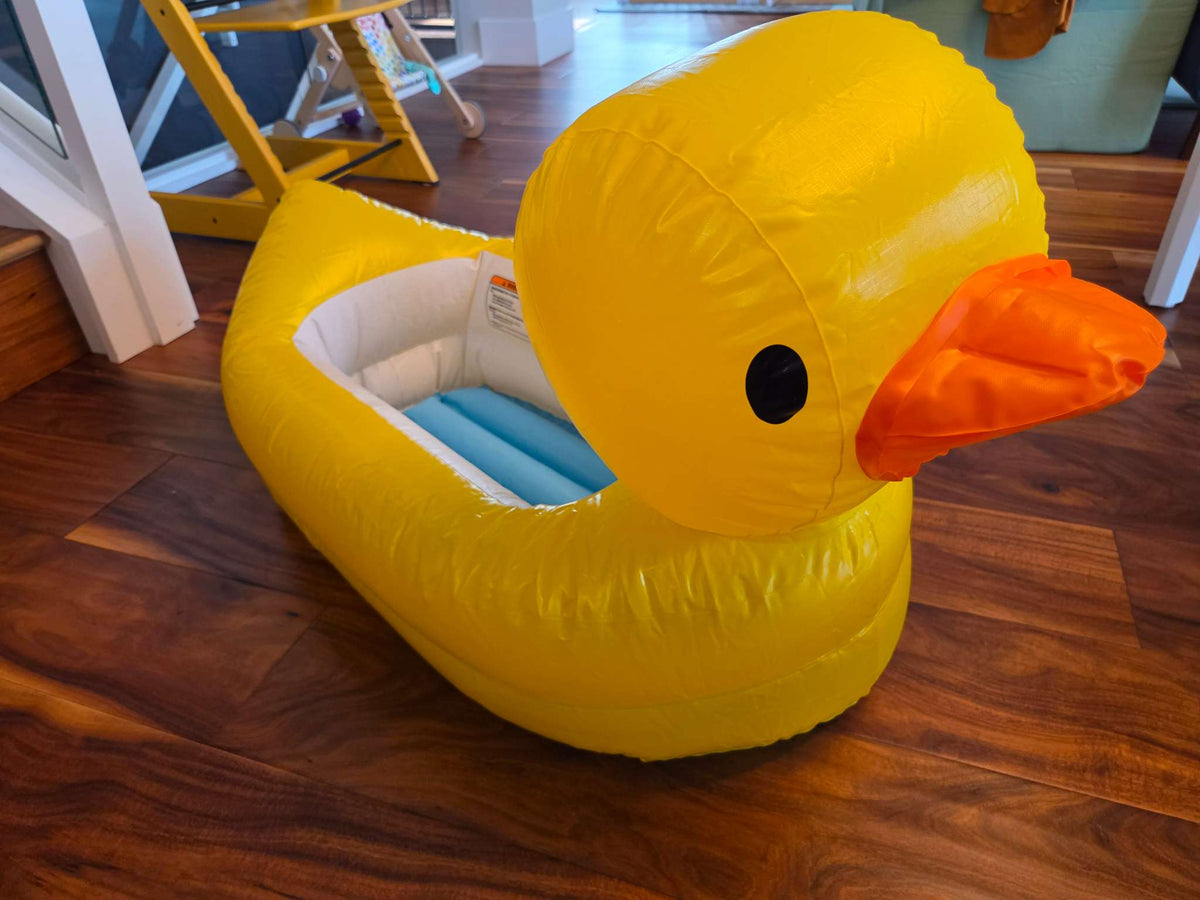 Munchkin Inflatable Duck Baby Bath Tub