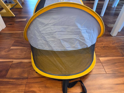 KidCo PeaPod Lightweight Travel Tent, Sunshine Color