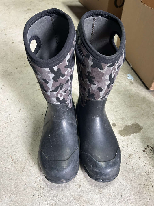 Bogs Rain Boots, Shoes 2 (Kids:4-8yr)