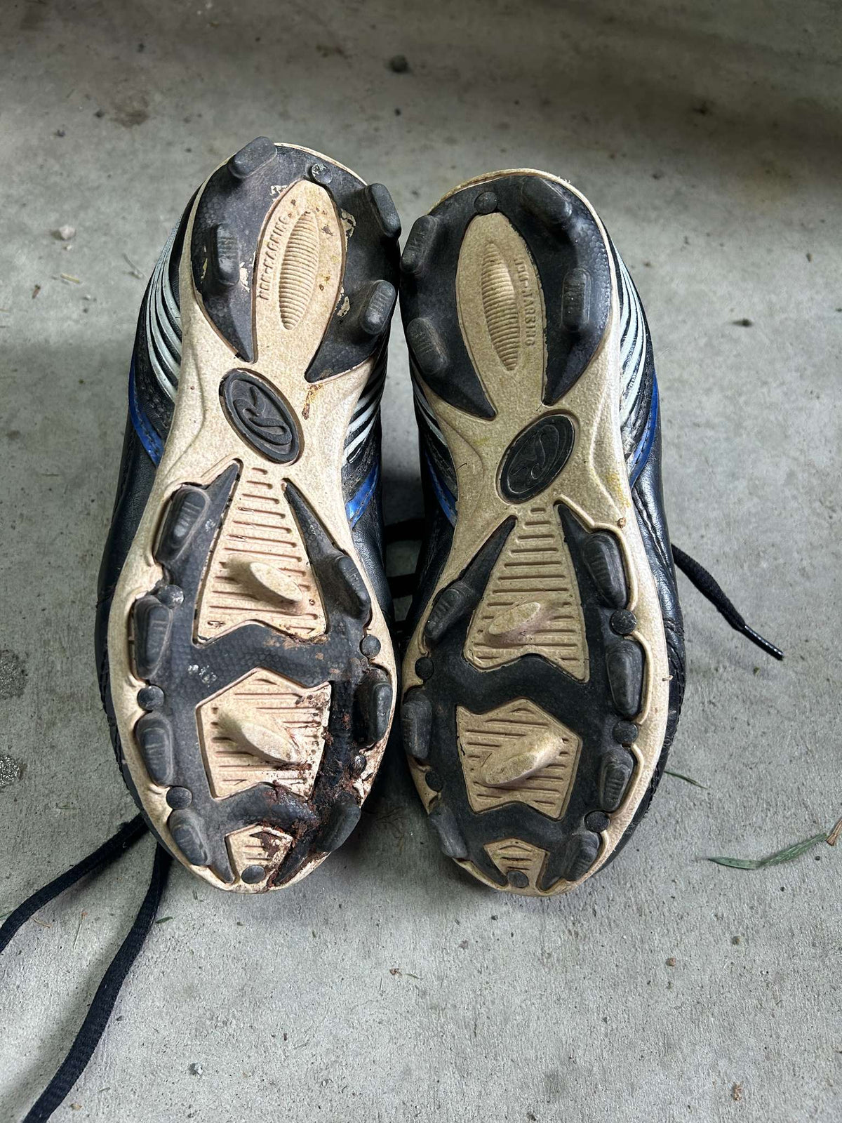 Baseball Cleats, Shoes 13 (Kids:4-8yr)