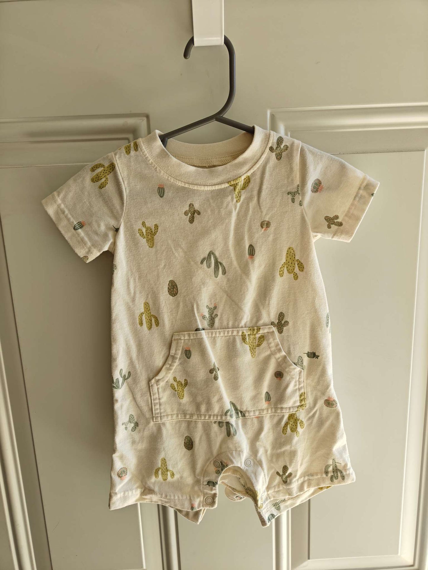 Carter's Romper, Kids 12 Month (9-12M)