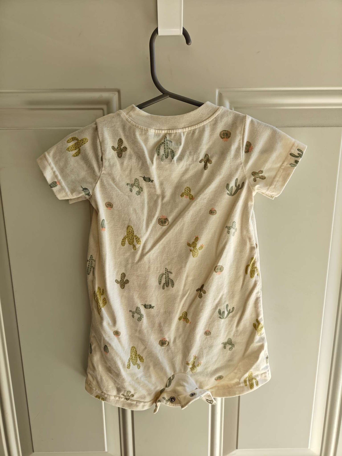 Carter's Romper, Kids 12 Month (9-12M)