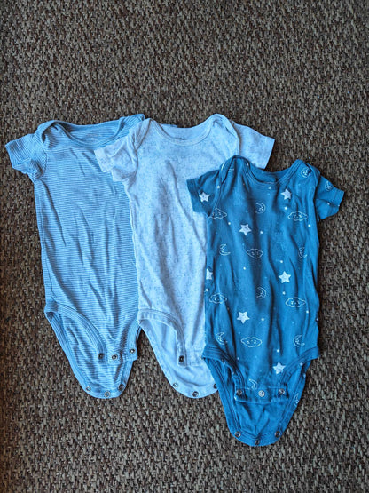 Carter's onesies, Kids 9 Month (6-9M)