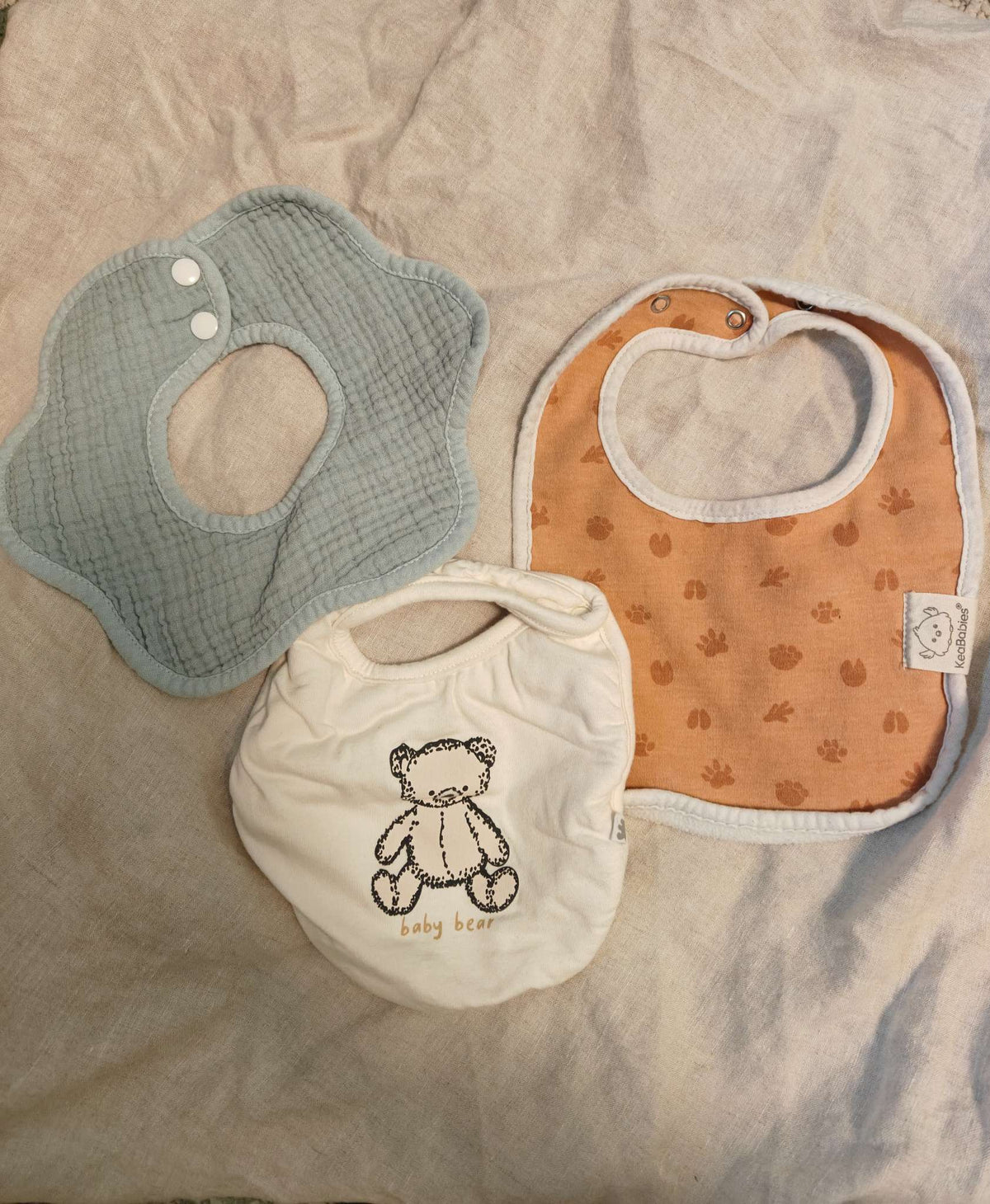 Cloth bibs