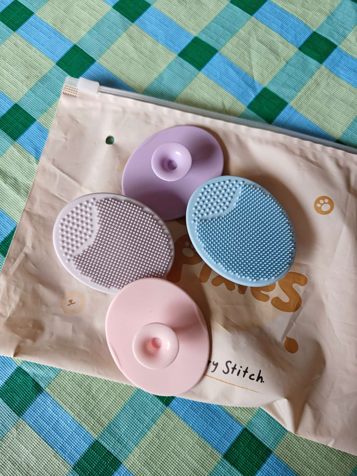 Silicone cleansing soft brush