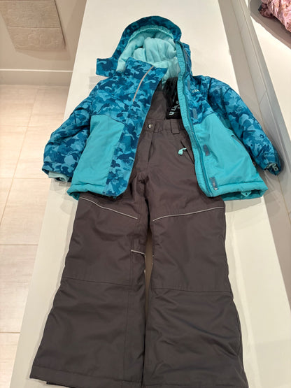Winter Coat and Snow Pants , Kids 5/5T