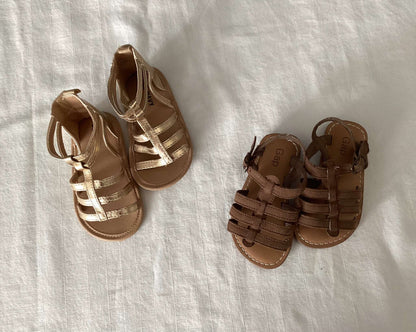 Baby Gap and Old Navy Toddler Girl Sandals (Bundle of 2 pairs) 18-24 months, Shoes 7 (Walkers:12-24 mth)
