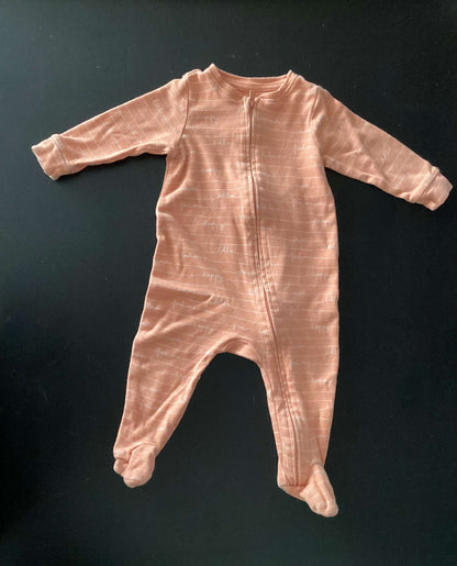 Baby Gap Onesies (Bundle of 2) 9-12 months, Kids 12 Month (9-12M)
