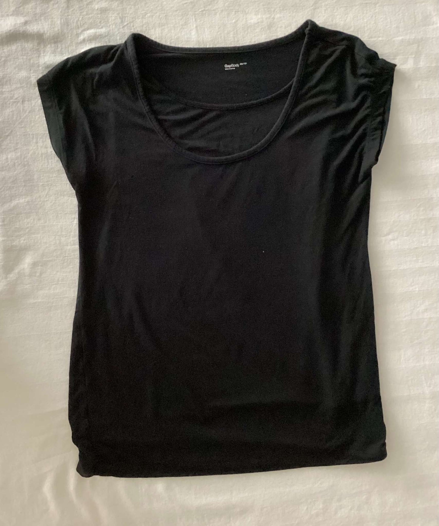 Gap Body Maternity/Nursing Top Black T-Shirt (XS), Maternity XS (0-2)